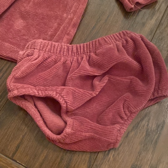 Girls 0-3 Month chick pea 3pc Dress Set - Picture 5 of 6